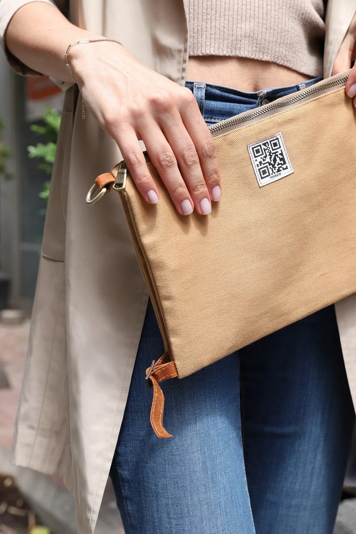 kanvas portföy çanta, çapraz askılı kanvas çanta, el yapımı kadın çantası, günlük omuz çantası, şık ve kullanışlı çanta