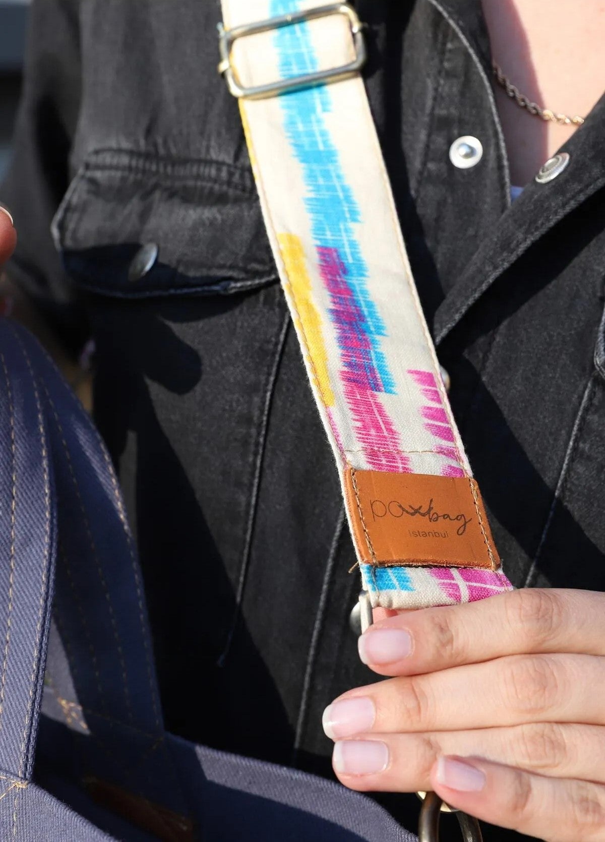 ÇANTA STRAP  Yüksek Kalite: Nikel içermeyen dayanıklı tokalar ve premium kumaşlar