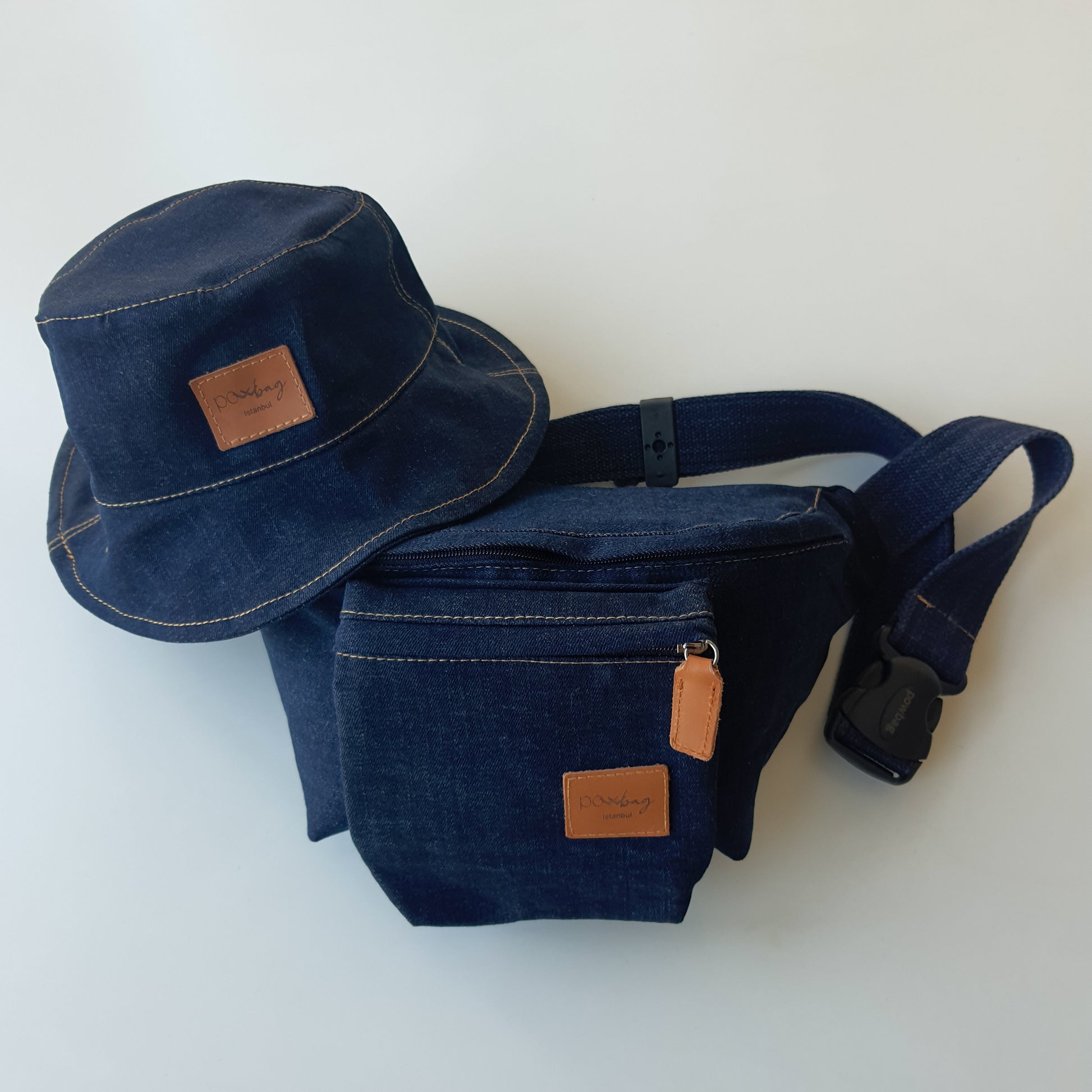 El yapımı denim bel çantası, su geçirmez iç astarlı, geniş hacimli, unisex ve günlük kullanıma uygun spor & şehir çantası.