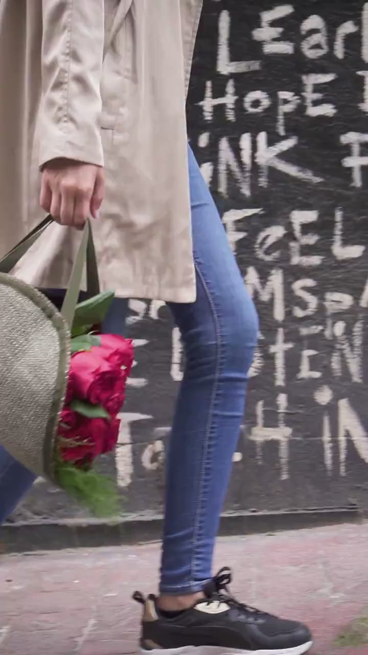 Videoyu yükle: Özel Günlerin Özgün Tasarımı